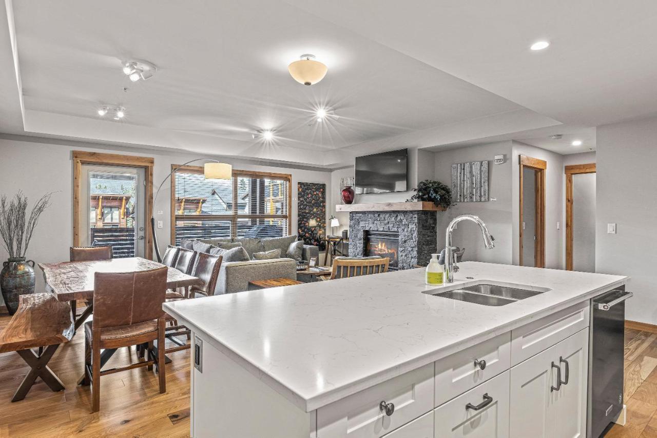 Spring Creek Condo By Canadian Rockies Vacation Rentals Κάνμορ Εξωτερικό φωτογραφία